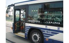 アイドリングストップバスの写真